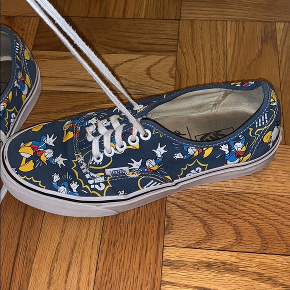 RARE Disney x Vans Donald Duck Shoes - Picture 5 of 7